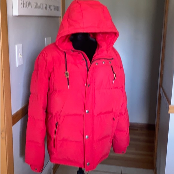 American Eagle Outfitters Other - American Eagle 🦅 down coat! Red w/black detail!